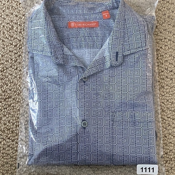 TORI RICHARD Navy Blue & White Aloha Hawaiian Shirt Men S Small - Picture 7 of 7